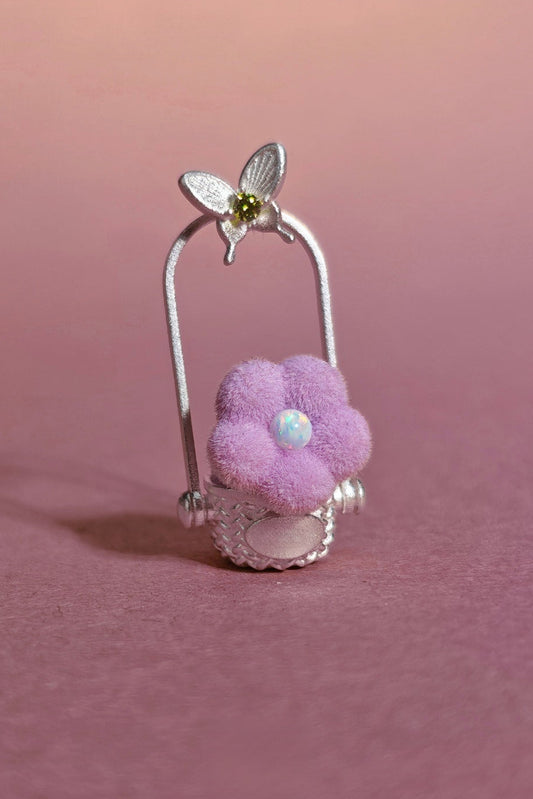 キュートキティバタフライアシメトリーカラーピアス　B4463