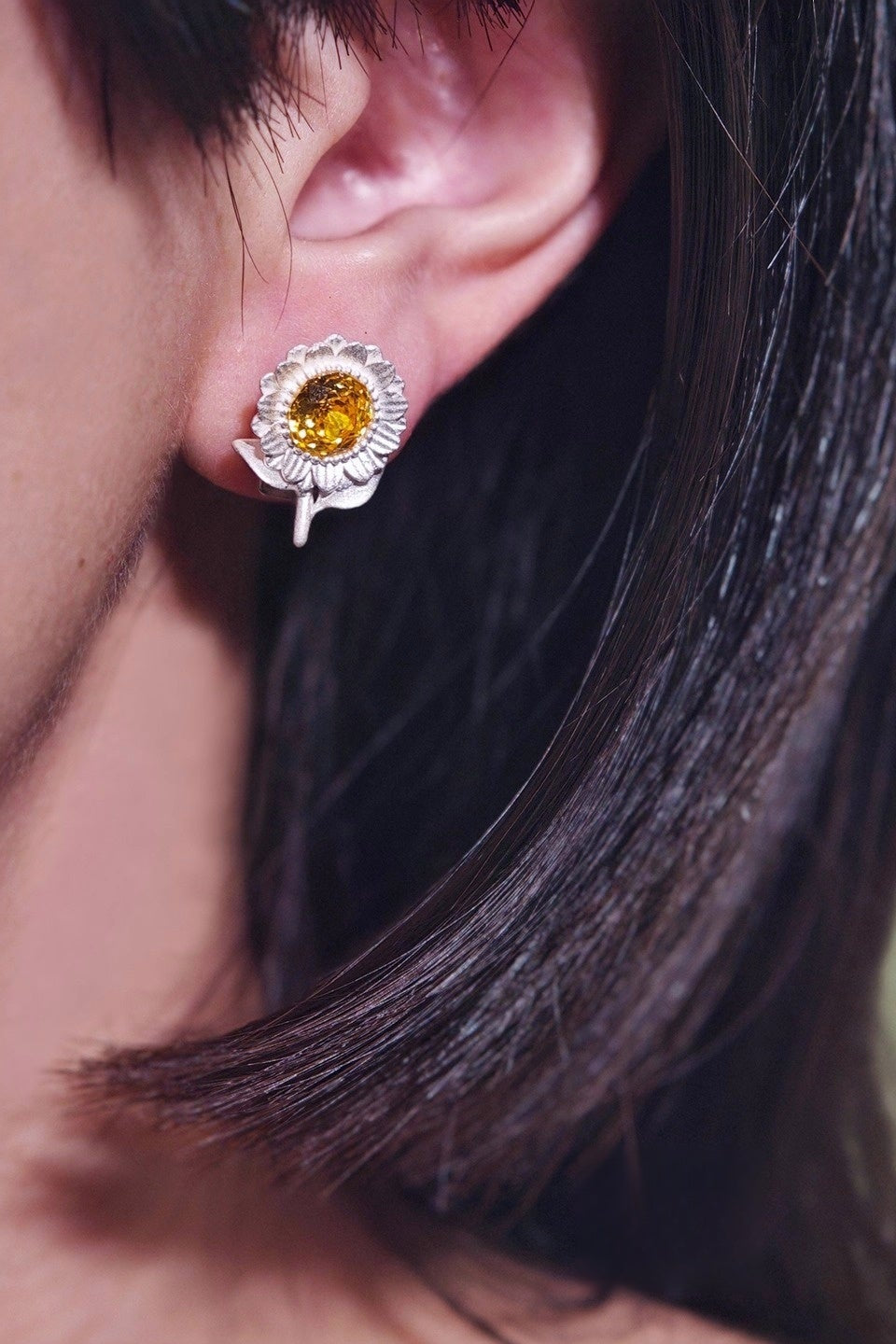 向日葵不對稱彩色耳環 B4466
