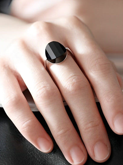 Black Onyx Silver Ring B1538