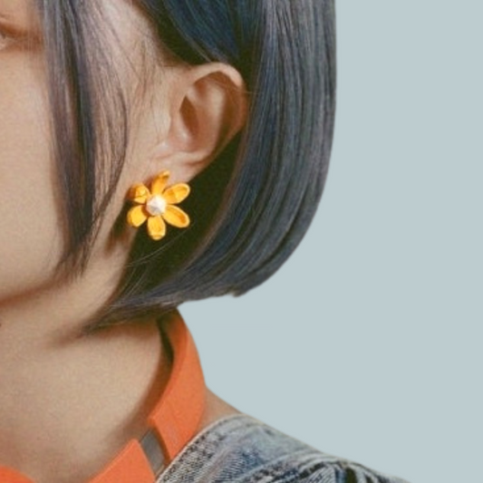 Daisy Polygon Earrings B1024