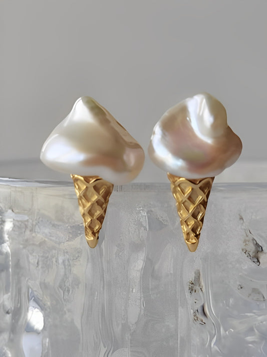 &lt;Over 900 total&gt;Pearl ice cream earrings B1364