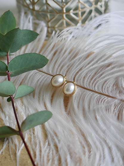 Gold Wire Natural Pearl Earrings B1301