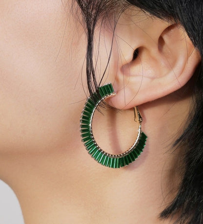 Green hoop earrings B1036