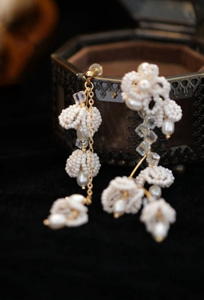 White beads pearl asymmetric flower earrings B1338