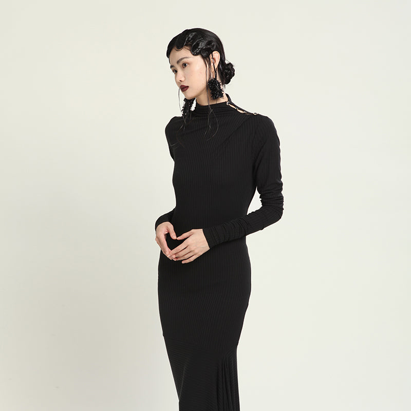 One-shoulder thin wool knit dress