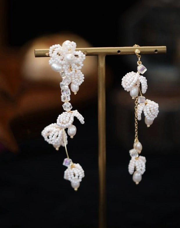 White beads pearl asymmetric flower earrings B1338