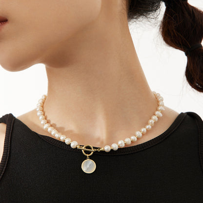 Pearl shell pendant choker necklace B1647