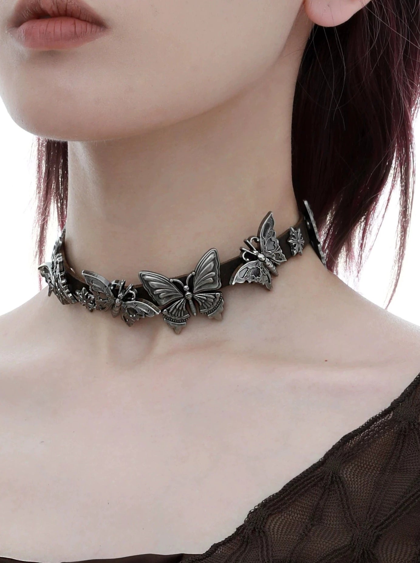 Butterfly leather choker necklace B2374