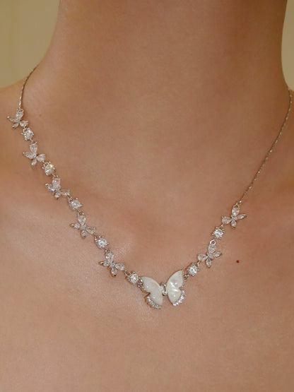 White shell butterfly necklace B2443