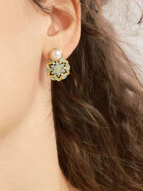Palace feminine retro earrings B2563