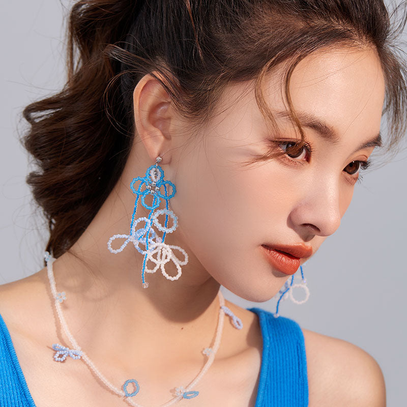Blue beads long flower earrings B1802