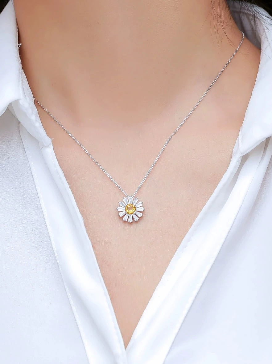 S925 Small Daisy Natural Citrine Necklace B2216