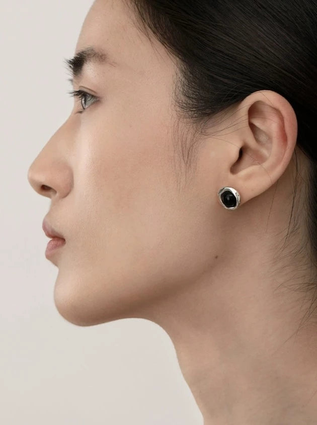ブラックオニキス トリプレット ランバスカービング ピアス S925 ブラックオニキス トリプレット ランバスカービング ピアス S925