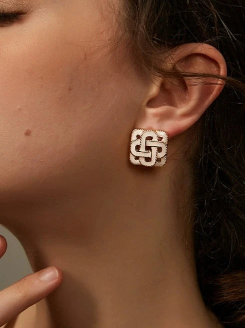 Palace vintage earrings B2561